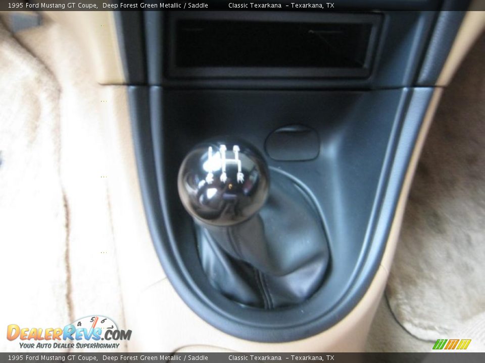 1995 Ford Mustang GT Coupe Shifter Photo #13