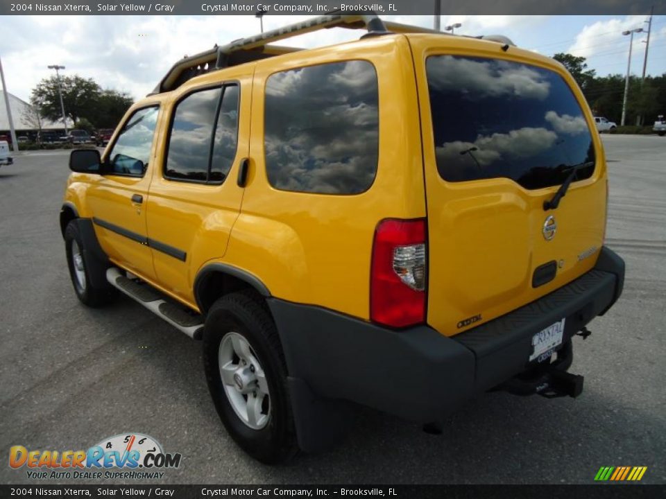 2004 Nissan Xterra Solar Yellow / Gray Photo #3