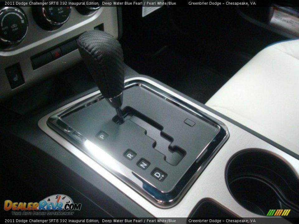 2011 Dodge Challenger SRT8 392 Inaugural Edition Shifter Photo #16