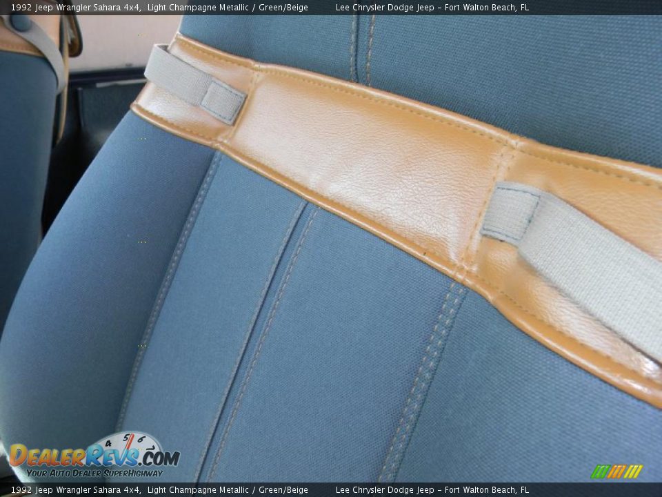 Green/Beige Interior - 1992 Jeep Wrangler Sahara 4x4 Photo #13