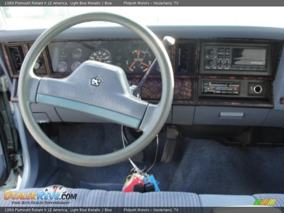 Dashboard of 1989 Plymouth Reliant K LE America Photo #29