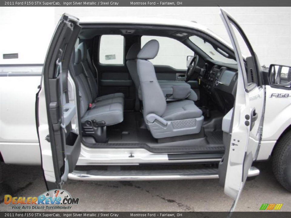 Steel Gray Interior - 2011 Ford F150 STX SuperCab Photo #23