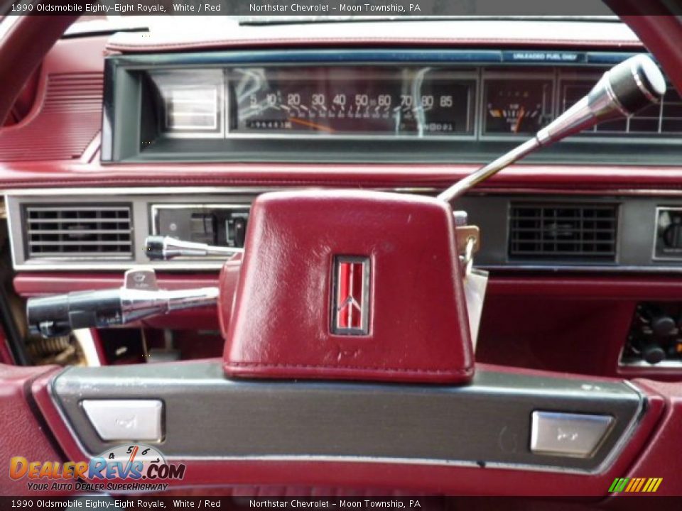 1990 Oldsmobile Eighty-Eight Royale Steering Wheel Photo #14