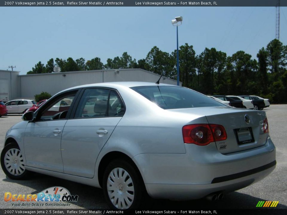 2007 Volkswagen Jetta 2.5 Sedan Reflex Silver Metallic / Anthracite Photo #9