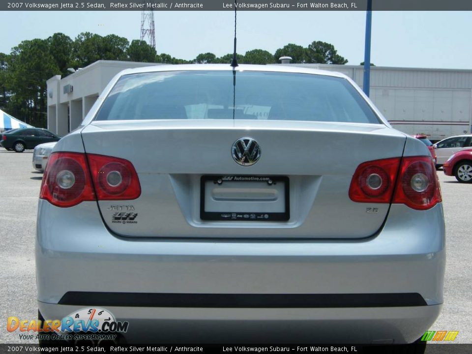 2007 Volkswagen Jetta 2.5 Sedan Reflex Silver Metallic / Anthracite Photo #10