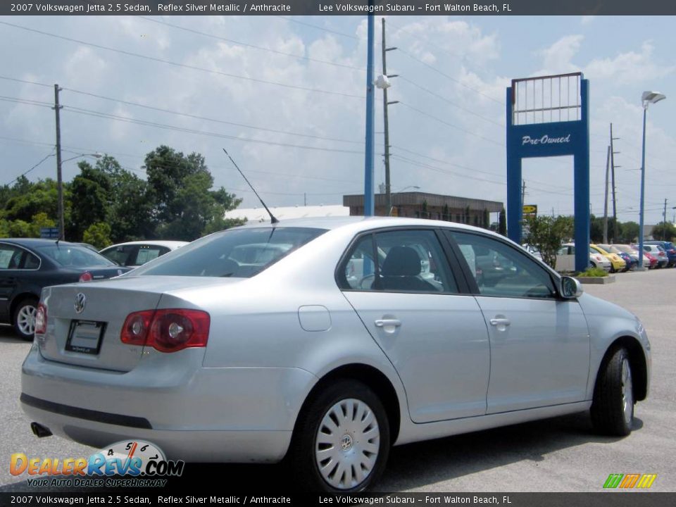 2007 Volkswagen Jetta 2.5 Sedan Reflex Silver Metallic / Anthracite Photo #12