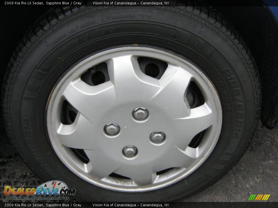 2009 Kia Rio LX Sedan Wheel Photo #17