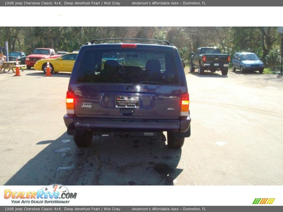 1998 Jeep Cherokee Classic 4x4 Deep Amethyst Pearl / Mist Gray Photo #4