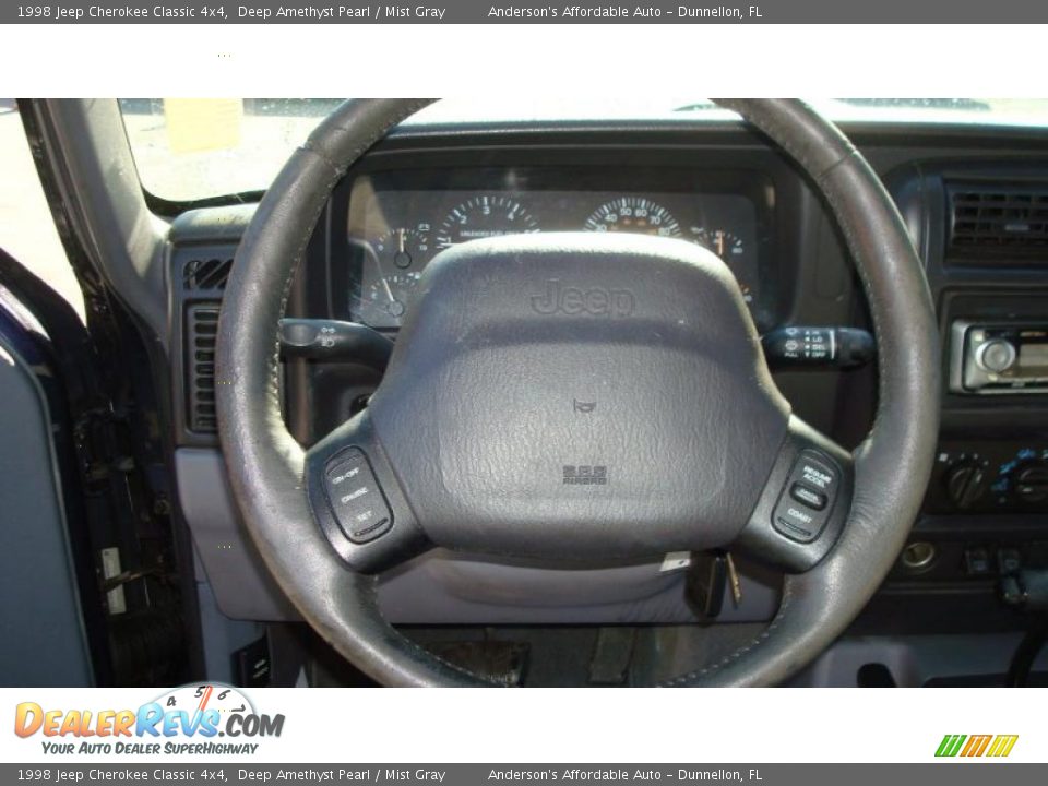 1998 Jeep Cherokee Classic 4x4 Deep Amethyst Pearl / Mist Gray Photo #12