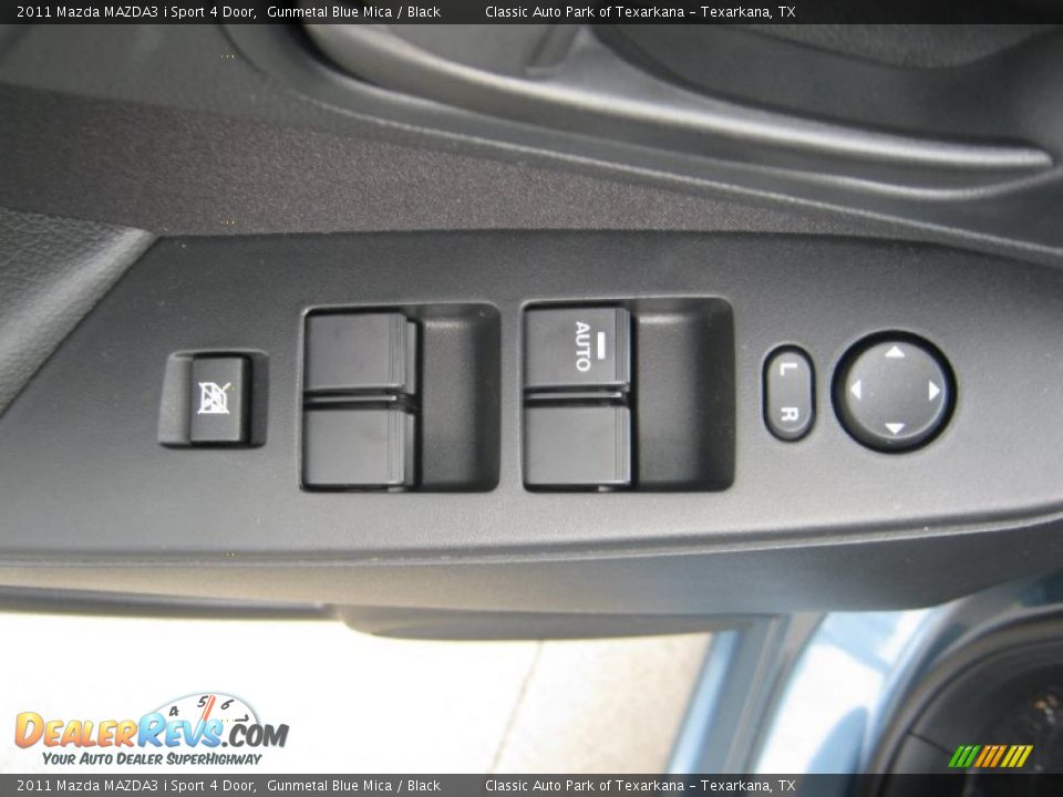 Controls of 2011 Mazda MAZDA3 i Sport 4 Door Photo #16