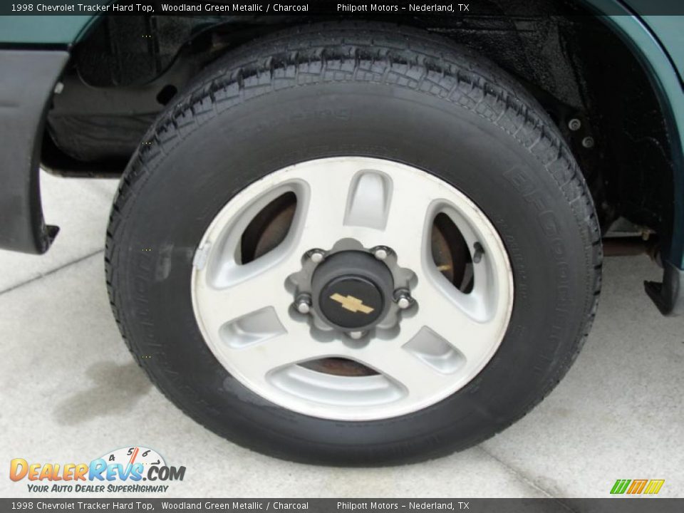 1998 Chevrolet Tracker Hard Top Wheel Photo #12