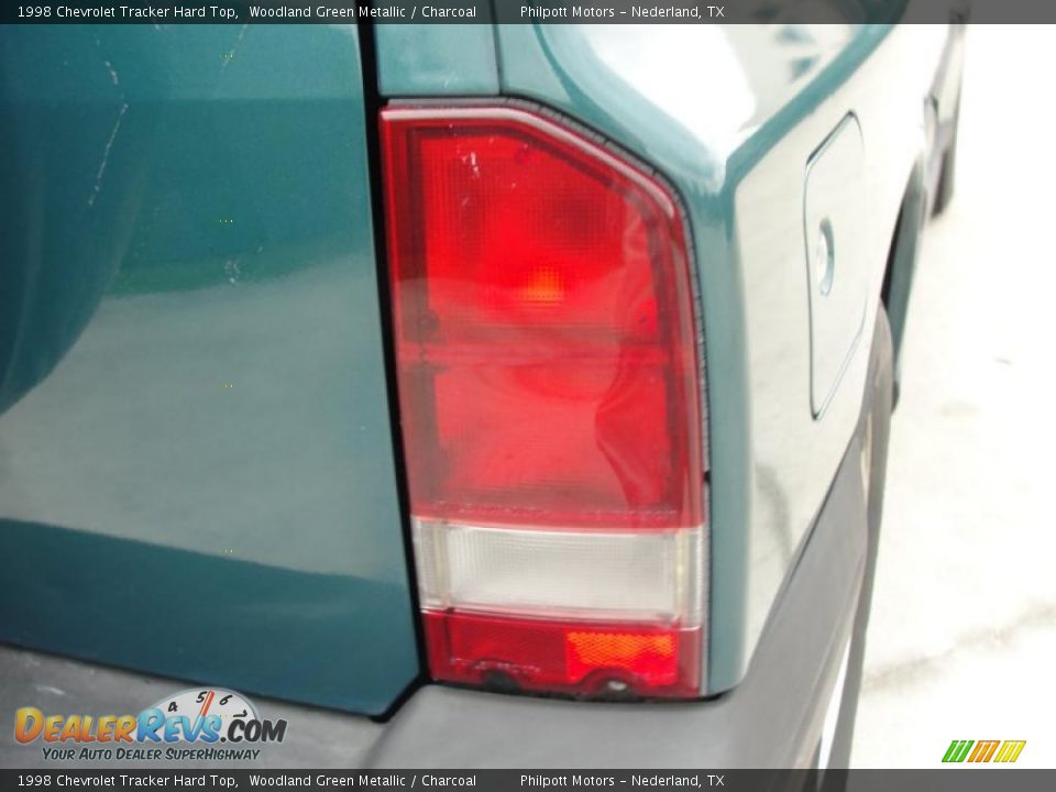 1998 Chevrolet Tracker Hard Top Woodland Green Metallic / Charcoal Photo #16