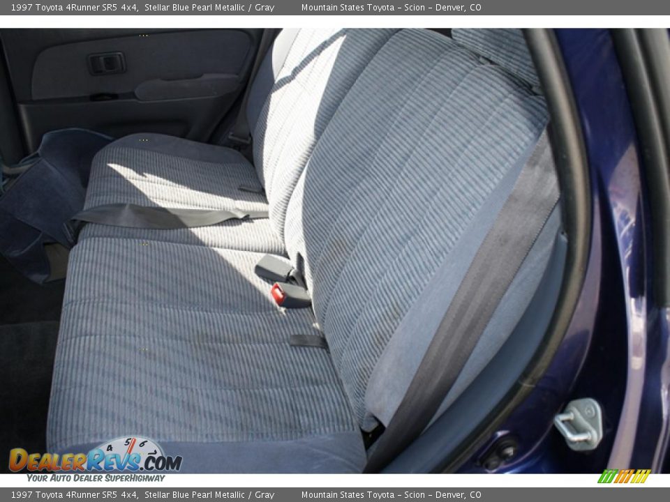 1997 Toyota 4Runner SR5 4x4 Stellar Blue Pearl Metallic / Gray Photo #12
