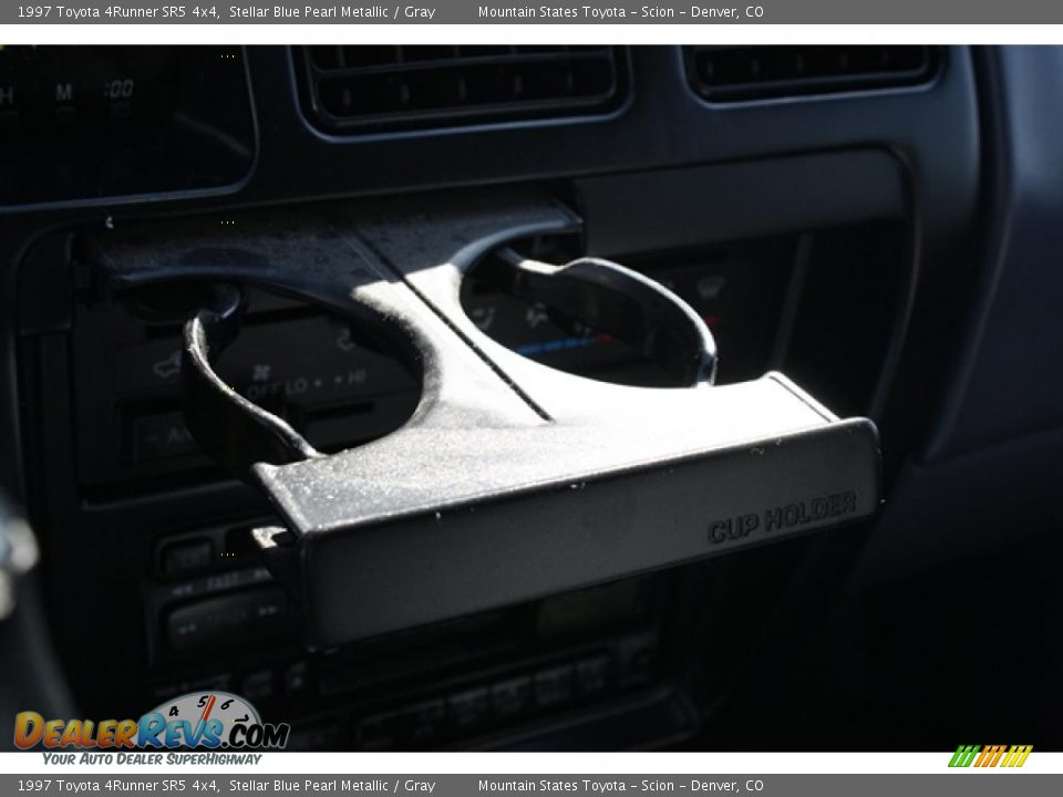1997 Toyota 4Runner SR5 4x4 Stellar Blue Pearl Metallic / Gray Photo #17