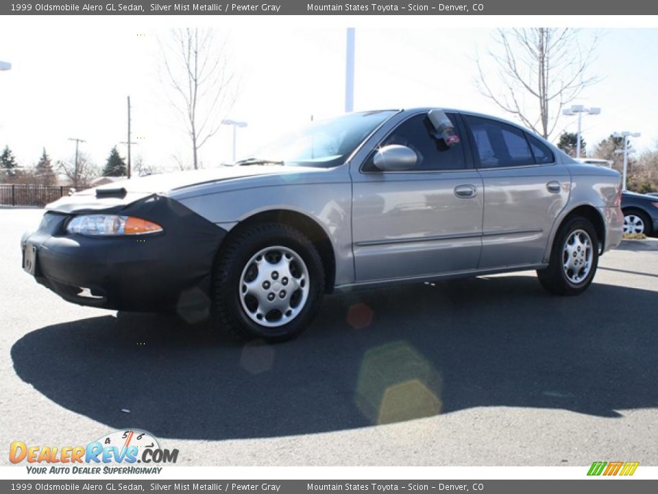 1999 Oldsmobile Alero GL Sedan Silver Mist Metallic / Pewter Gray Photo #5
