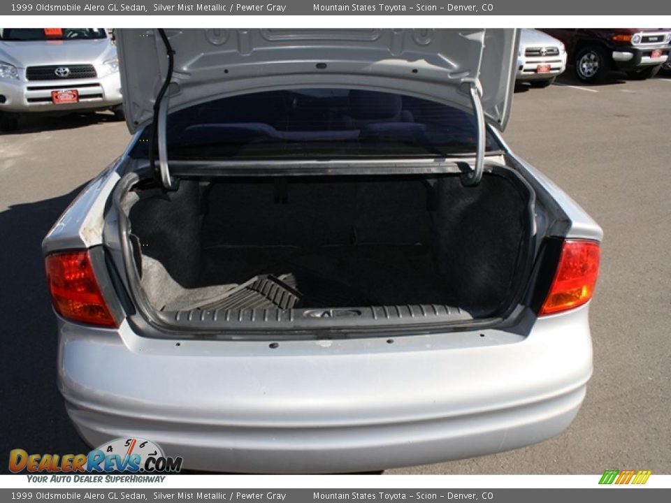 1999 Oldsmobile Alero GL Sedan Silver Mist Metallic / Pewter Gray Photo #23