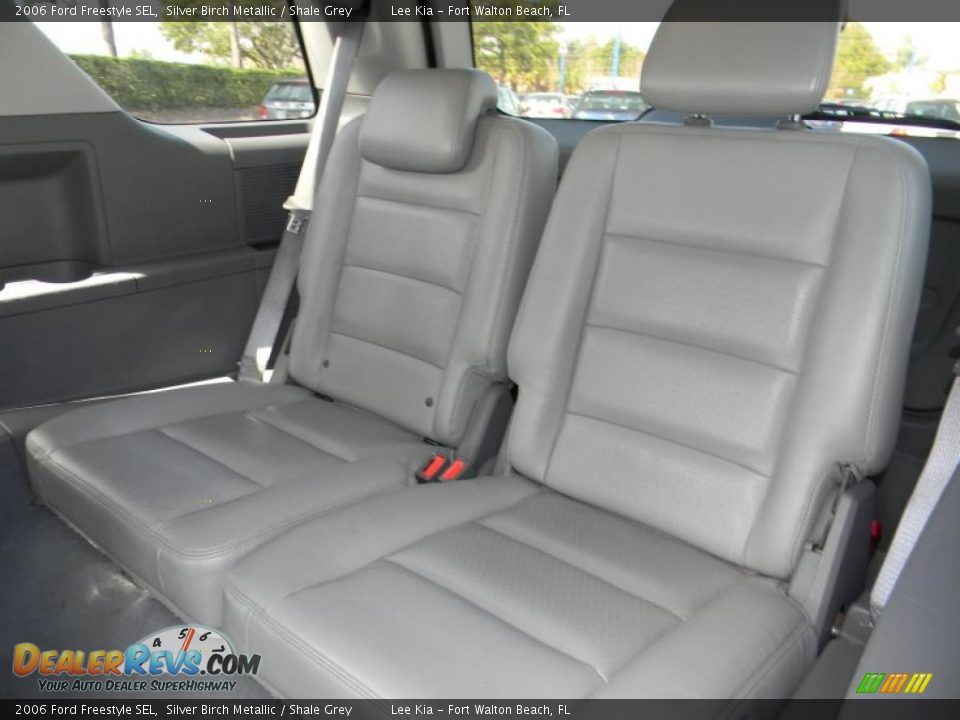 Shale Grey Interior - 2006 Ford Freestyle SEL Photo #20