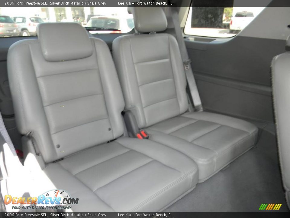 Shale Grey Interior - 2006 Ford Freestyle SEL Photo #23