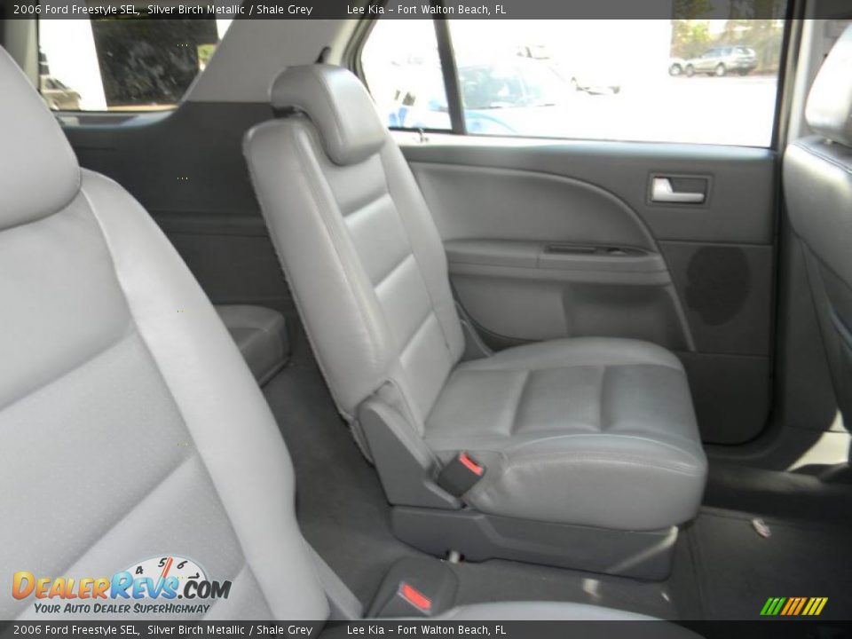 Shale Grey Interior - 2006 Ford Freestyle SEL Photo #24
