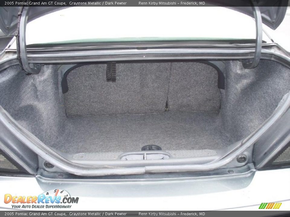 2005 Pontiac Grand Am GT Coupe Trunk Photo #23