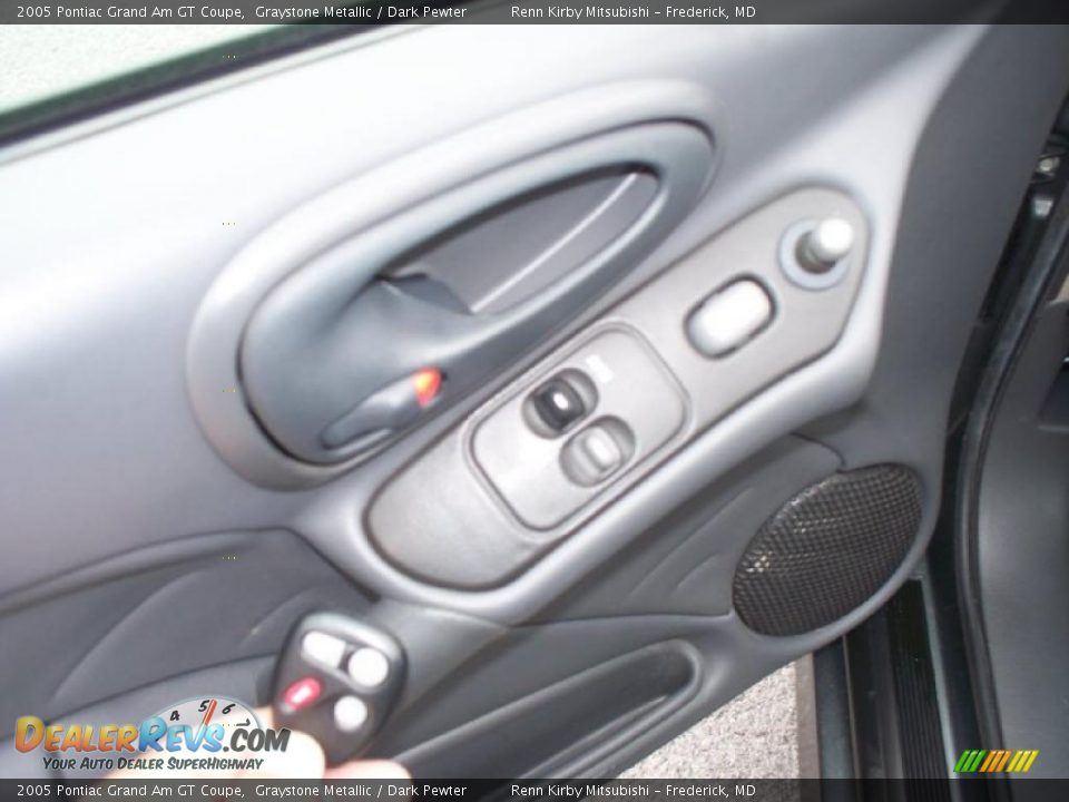 2005 Pontiac Grand Am GT Coupe Graystone Metallic / Dark Pewter Photo #31