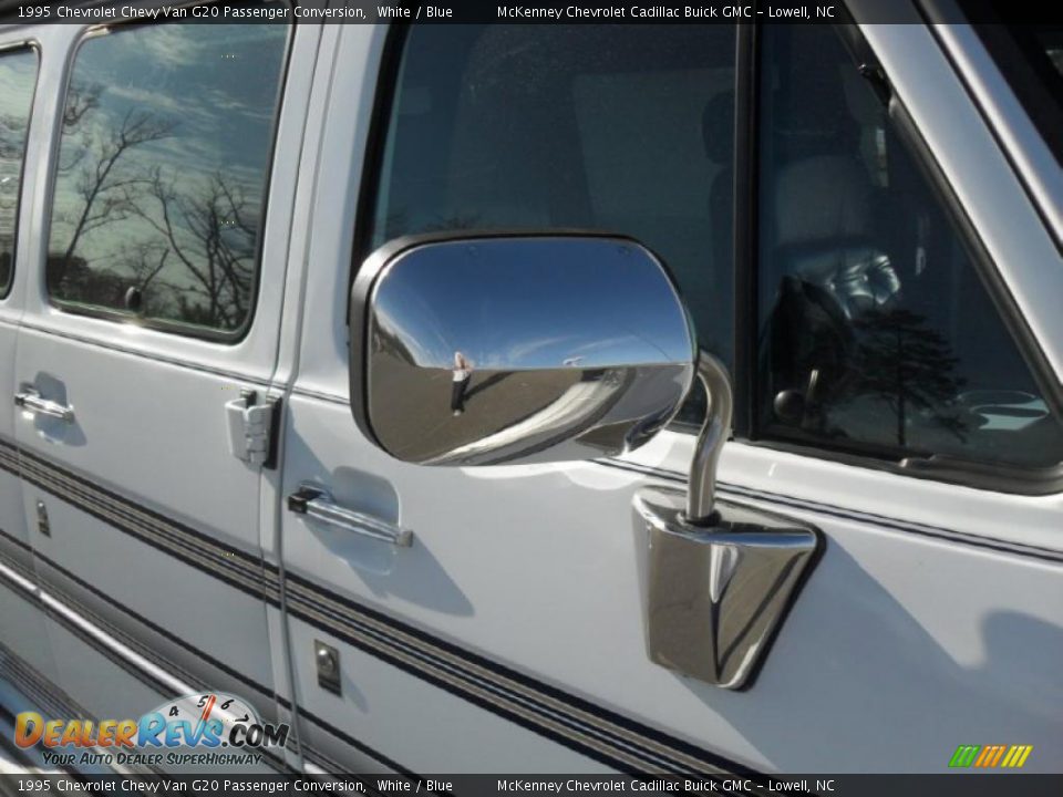 1995 Chevrolet Chevy Van G20 Passenger Conversion White / Blue Photo #25