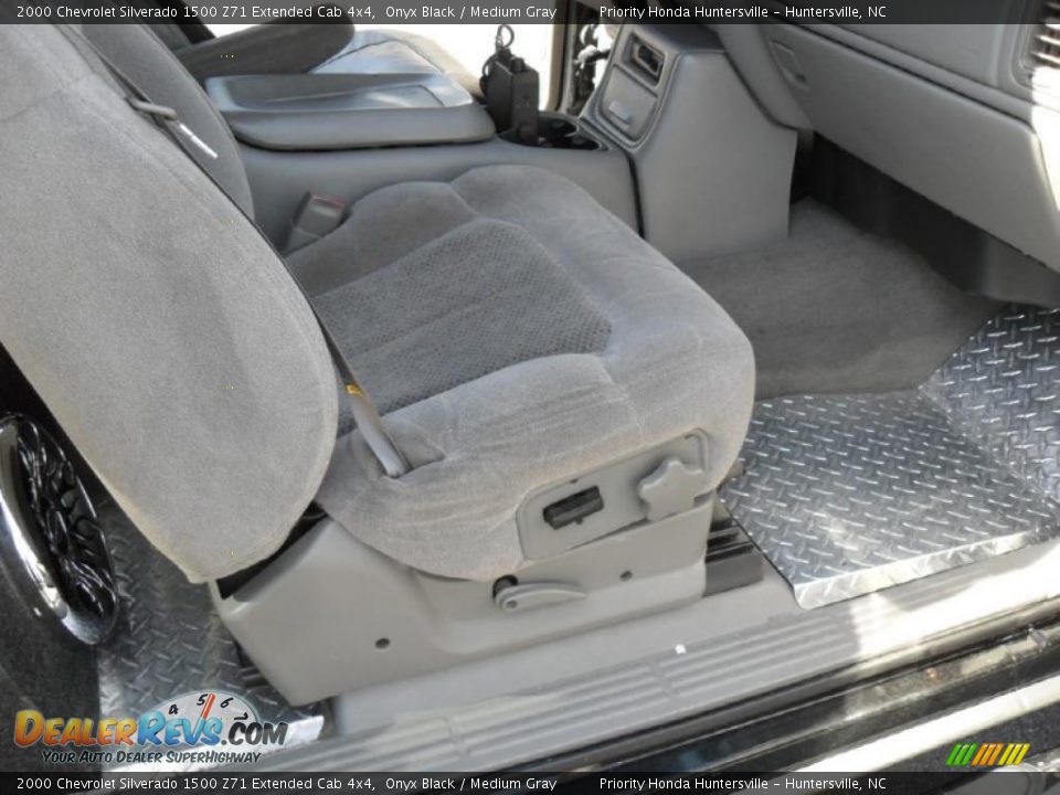 2000 Chevrolet Silverado 1500 Z71 Extended Cab 4x4 Onyx Black / Medium Gray Photo #15