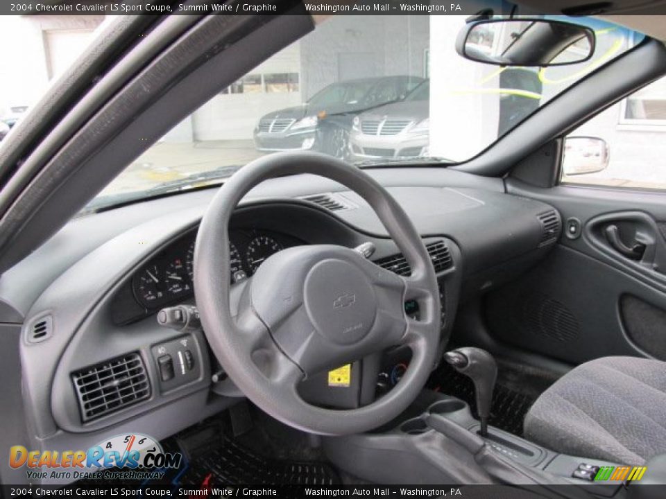 Graphite Interior - 2004 Chevrolet Cavalier LS Sport Coupe Photo #16