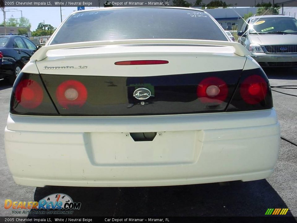 2005 Chevrolet Impala LS White / Neutral Beige Photo #4