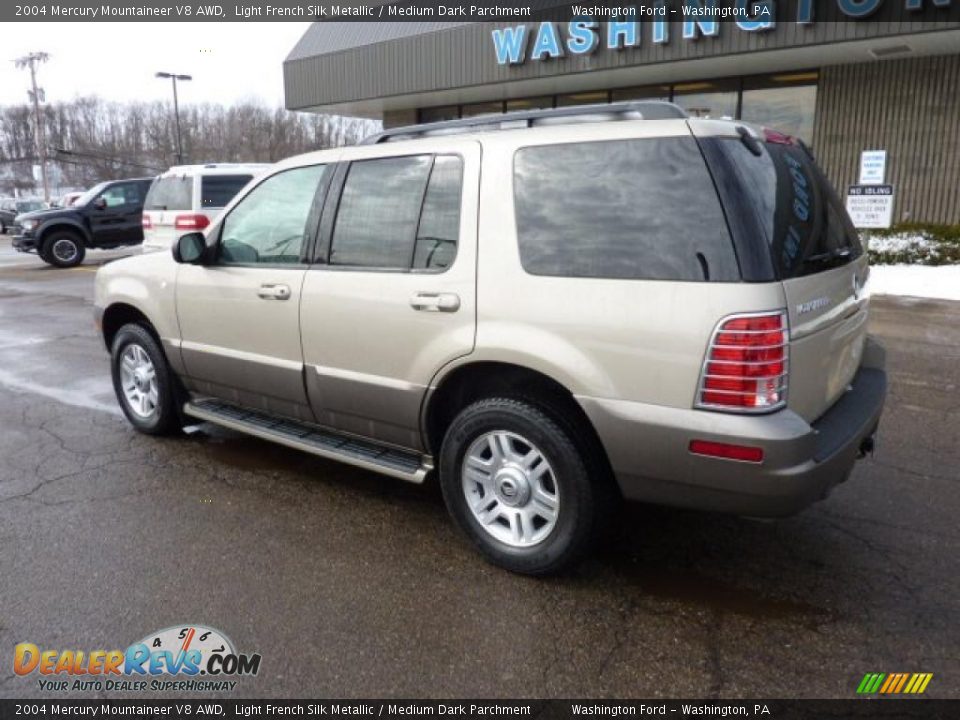 2004 Mercury Mountaineer V8 AWD Light French Silk Metallic / Medium Dark Parchment Photo #2