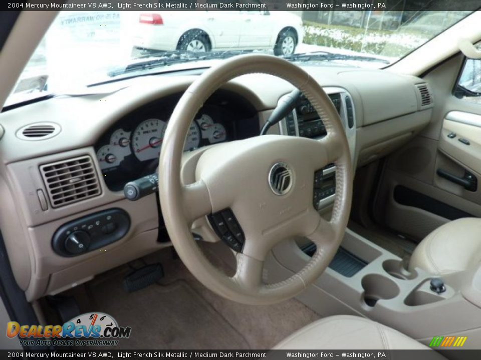 Medium Dark Parchment Interior - 2004 Mercury Mountaineer V8 AWD Photo #11