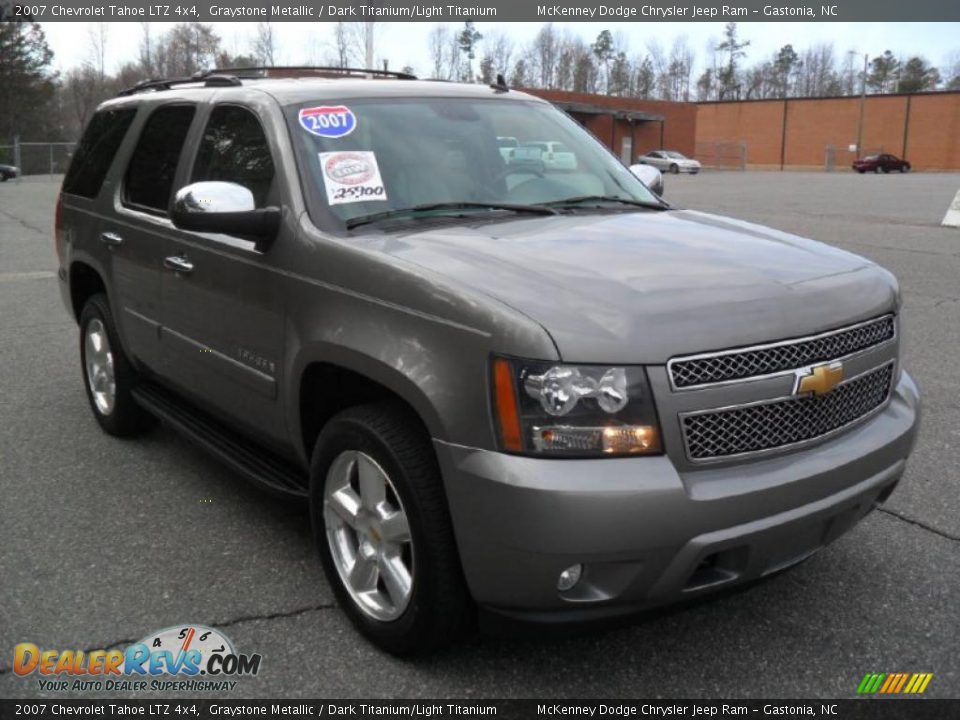 2007 Chevrolet Tahoe LTZ 4x4 Graystone Metallic / Dark Titanium/Light Titanium Photo #5