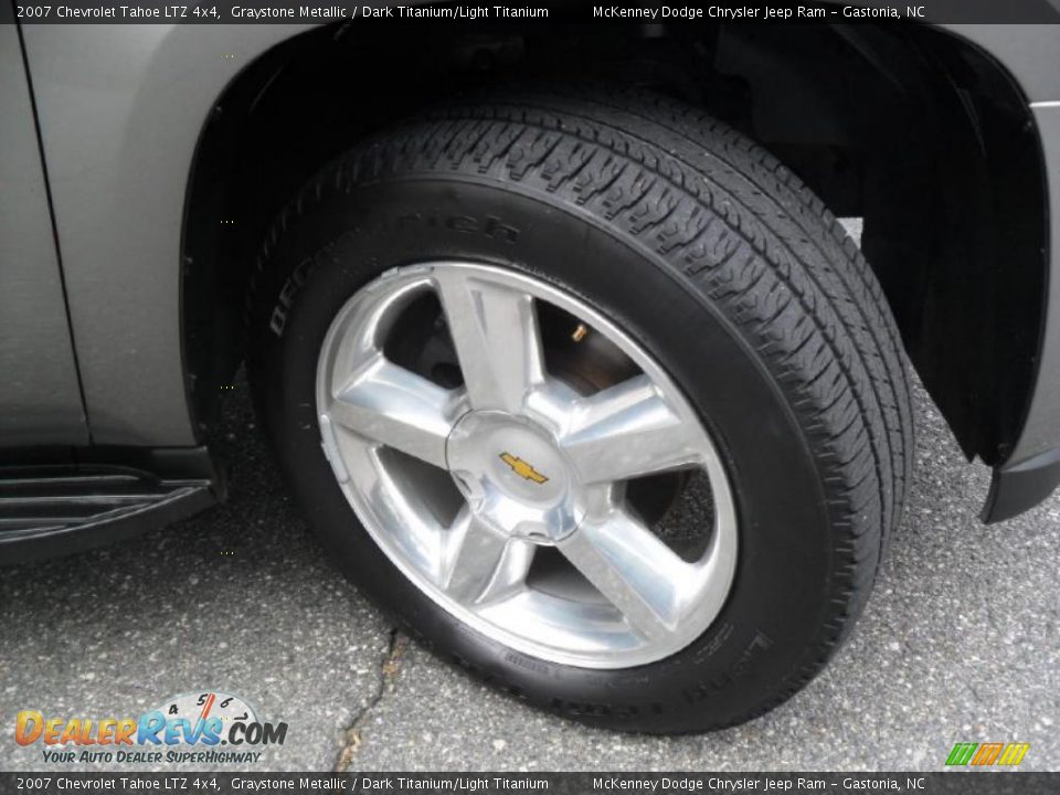2007 Chevrolet Tahoe LTZ 4x4 Graystone Metallic / Dark Titanium/Light Titanium Photo #25