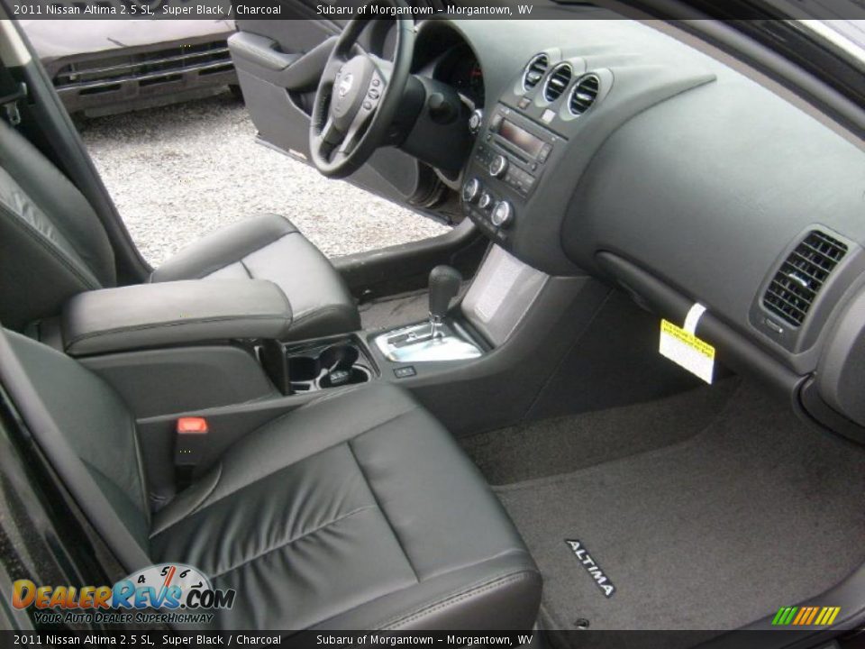 2011 Nissan Altima 2.5 SL Super Black / Charcoal Photo #6