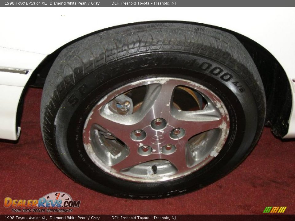 1998 Toyota Avalon XL Diamond White Pearl / Gray Photo #3