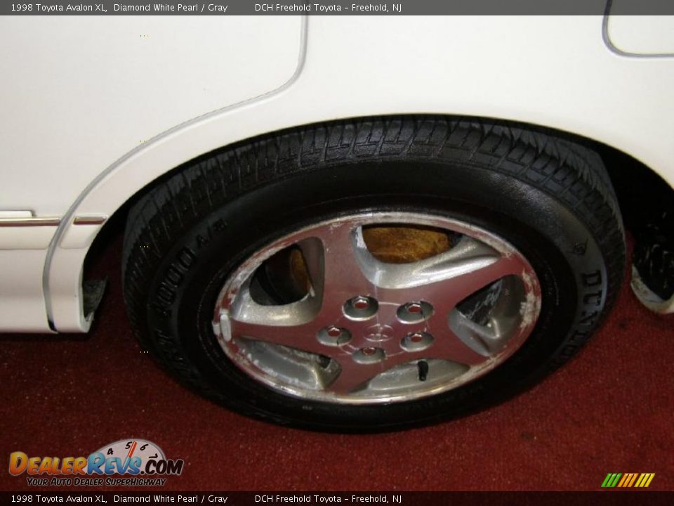 1998 Toyota Avalon XL Diamond White Pearl / Gray Photo #7