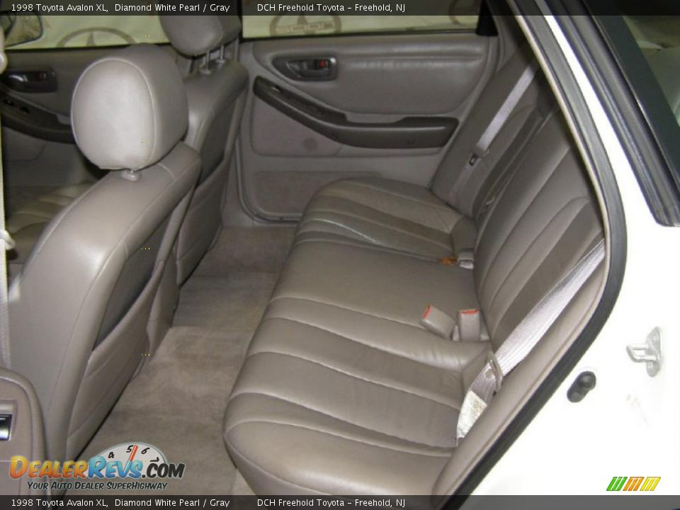 1998 Toyota Avalon XL Diamond White Pearl / Gray Photo #9