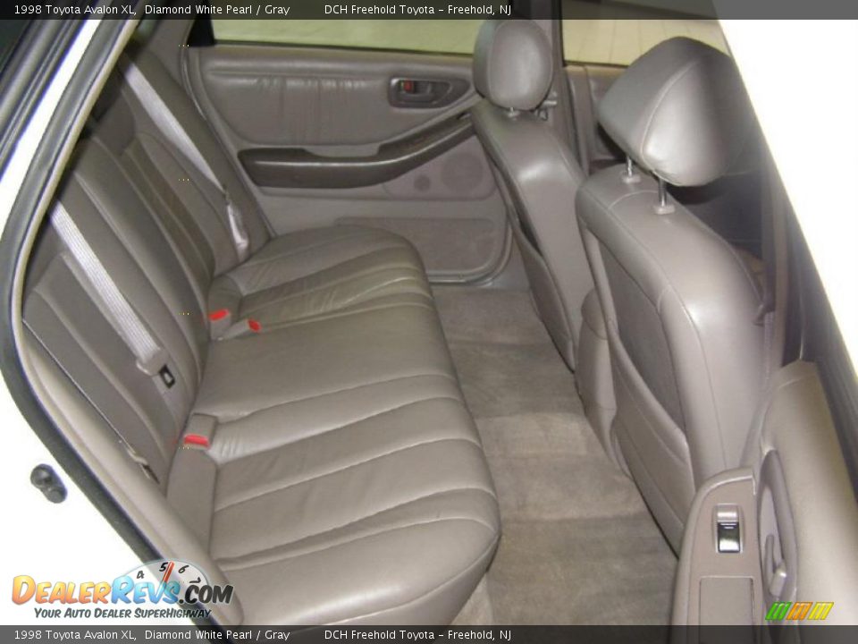 1998 Toyota Avalon XL Diamond White Pearl / Gray Photo #22