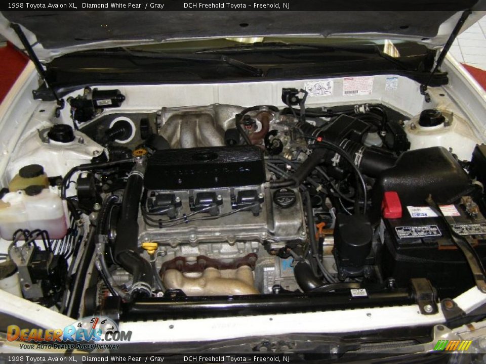 1998 Toyota Avalon XL Diamond White Pearl / Gray Photo #27
