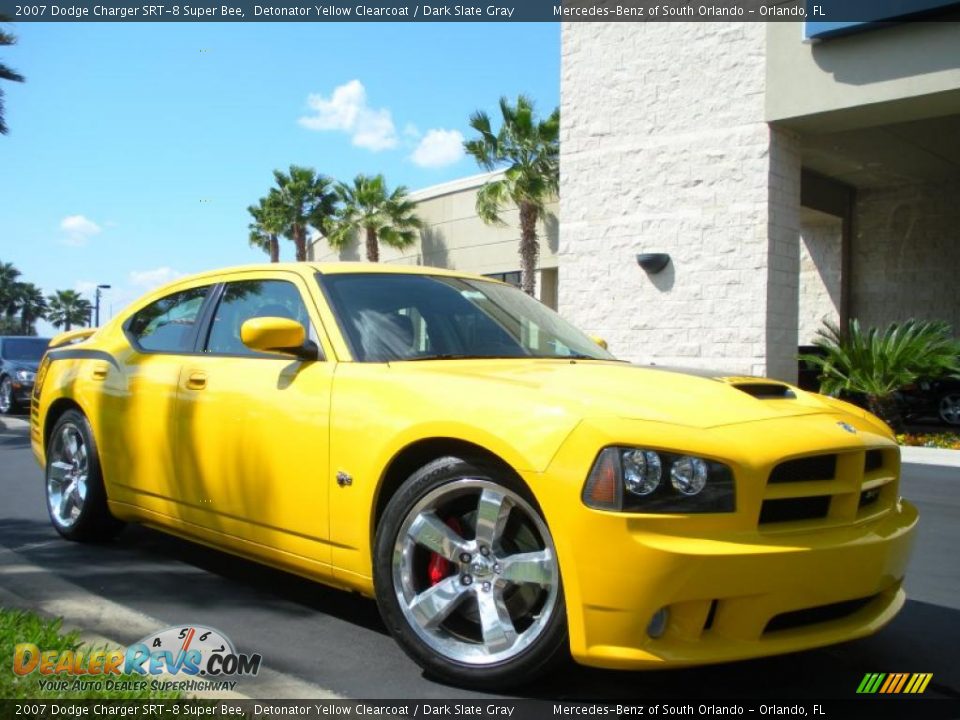 Detonator Yellow Clearcoat 2007 Dodge Charger SRT-8 Super Bee Photo #4