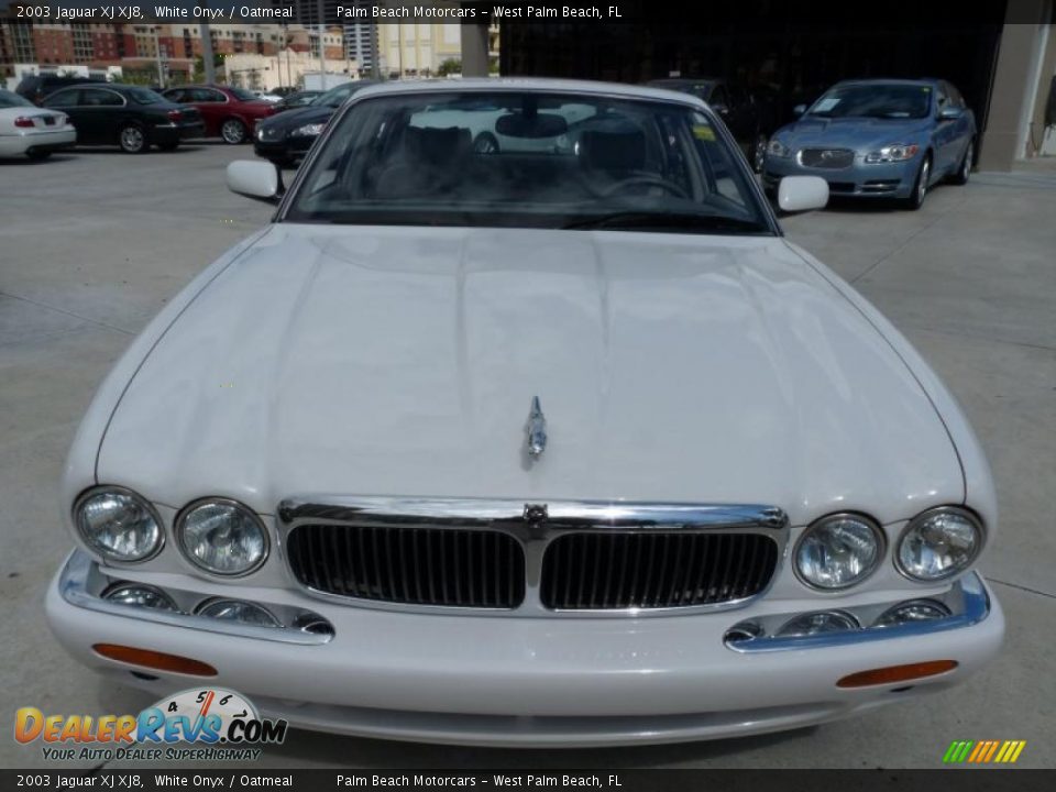 2003 Jaguar XJ XJ8 White Onyx / Oatmeal Photo #2