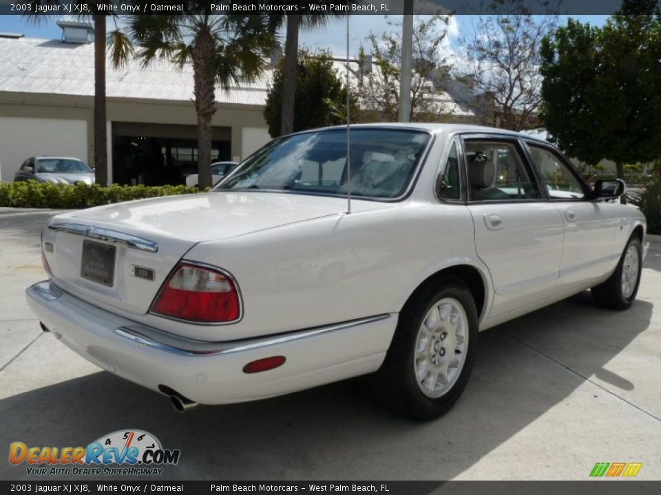 2003 Jaguar XJ XJ8 White Onyx / Oatmeal Photo #7