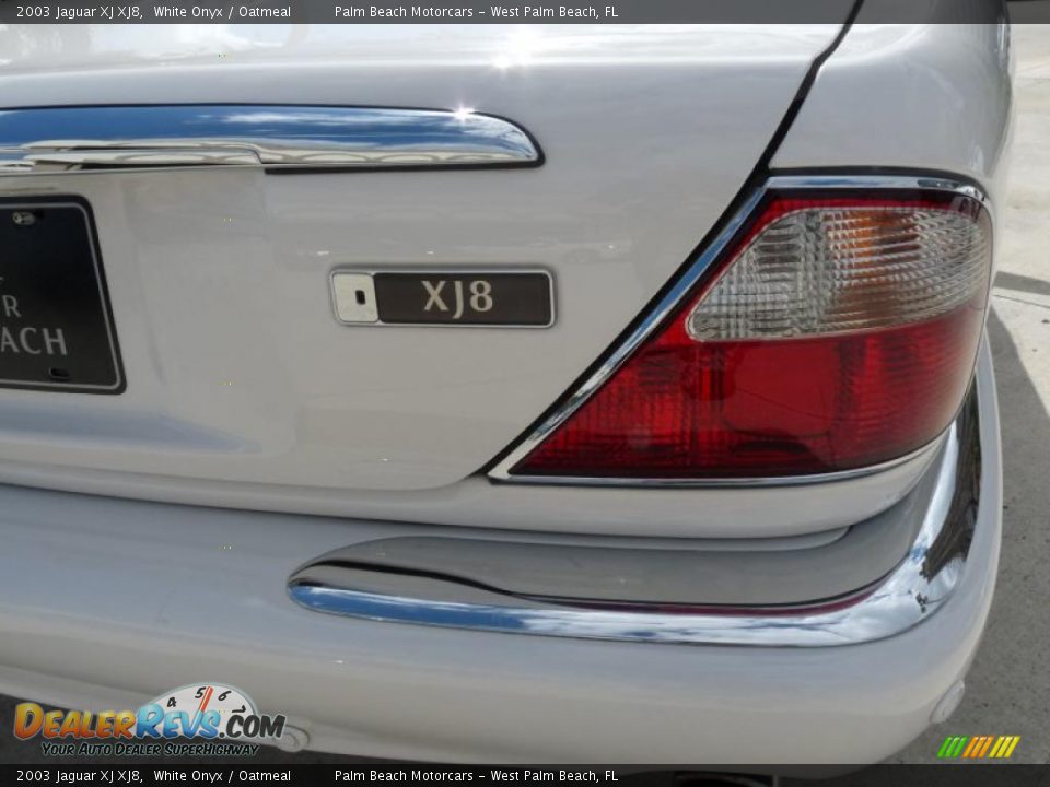 2003 Jaguar XJ XJ8 Logo Photo #8