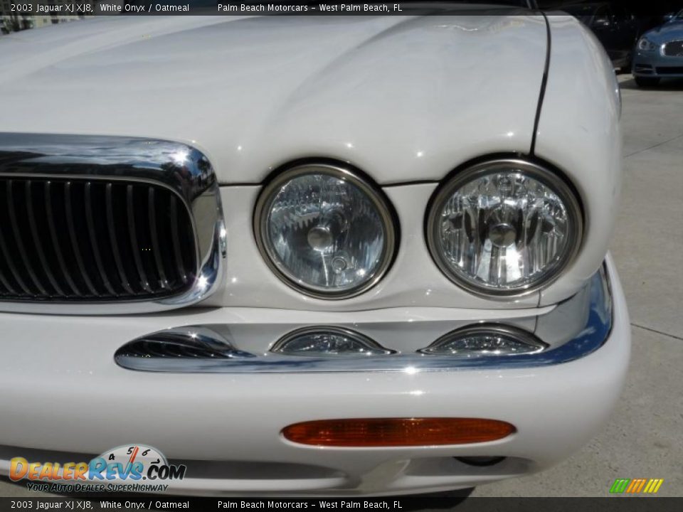 2003 Jaguar XJ XJ8 White Onyx / Oatmeal Photo #10