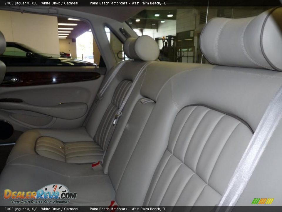 Oatmeal Interior - 2003 Jaguar XJ XJ8 Photo #15