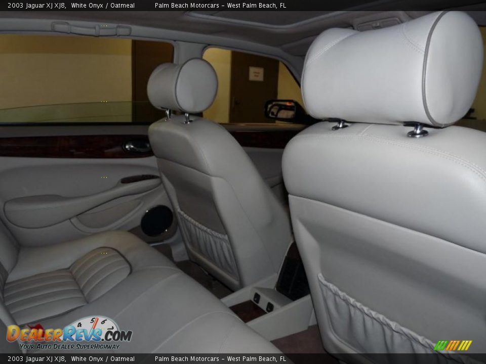 2003 Jaguar XJ XJ8 White Onyx / Oatmeal Photo #16