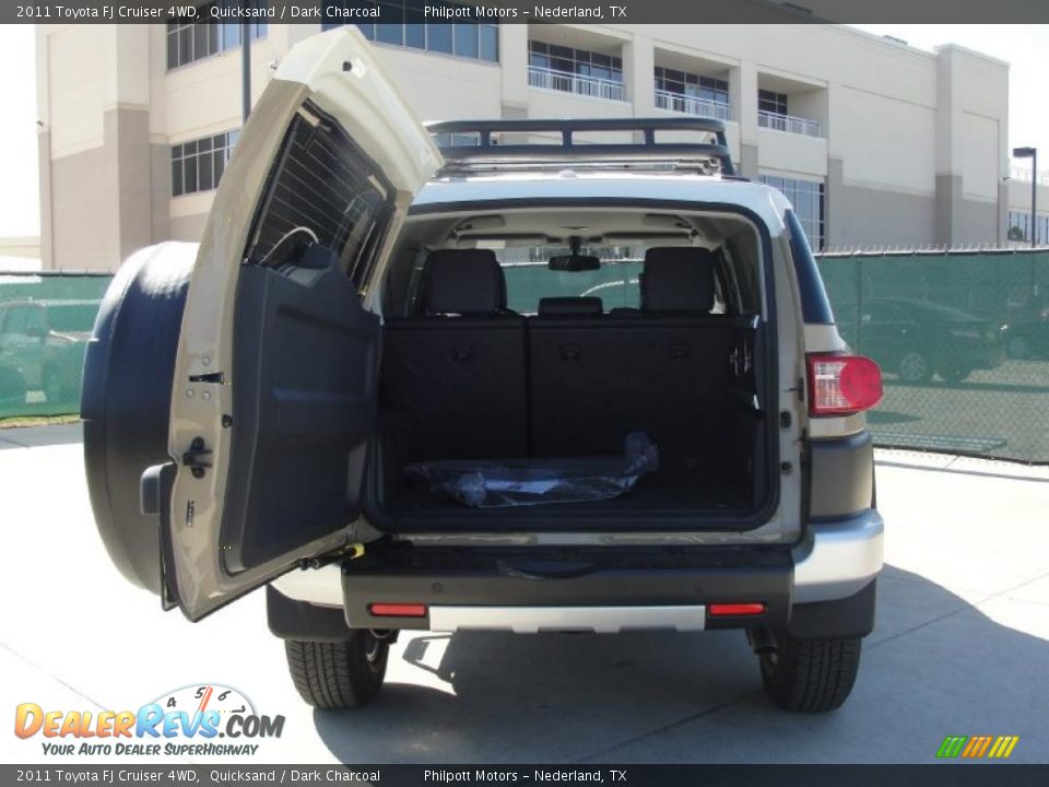 2011 Toyota FJ Cruiser 4WD Quicksand Dark Charcoal Photo 20 