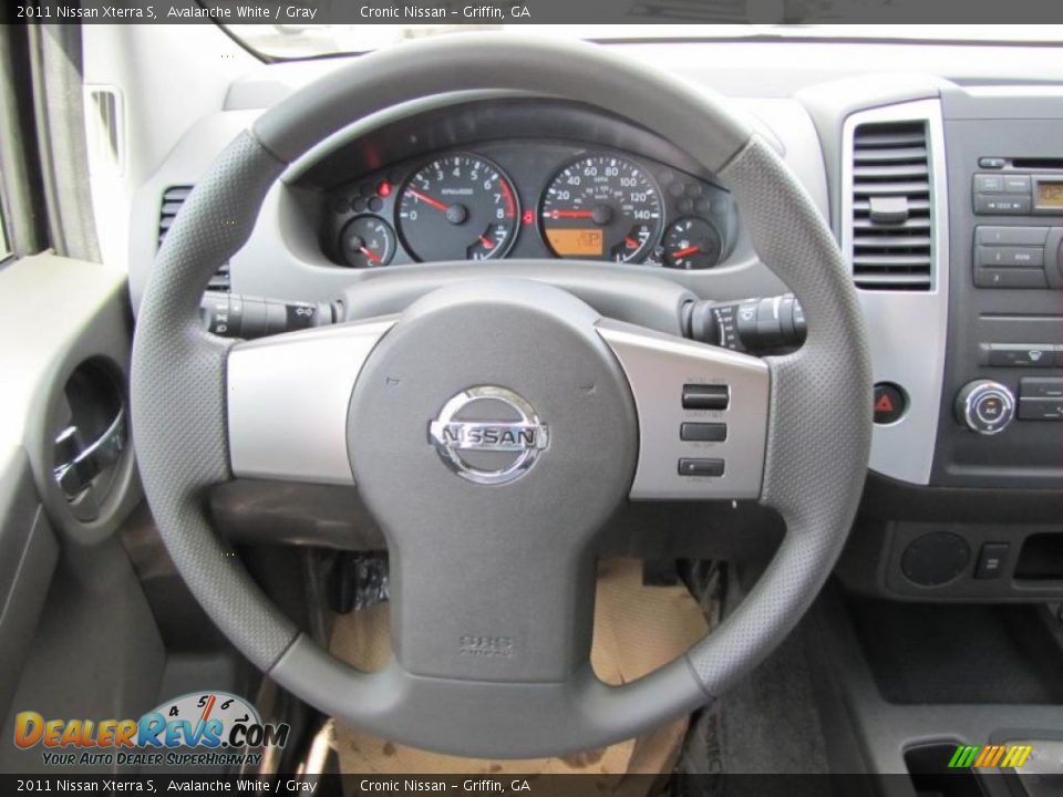 2011 Nissan Xterra S Avalanche White / Gray Photo #12