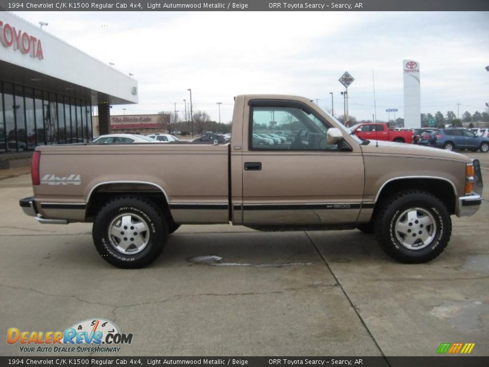 1994 Chevrolet C/K K1500 Regular Cab 4x4 Light Autumnwood Metallic / Beige Photo #8