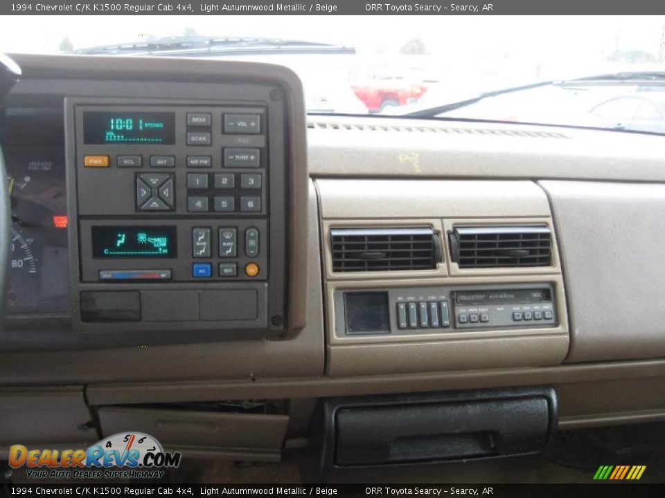 Controls of 1994 Chevrolet C/K K1500 Regular Cab 4x4 Photo #10